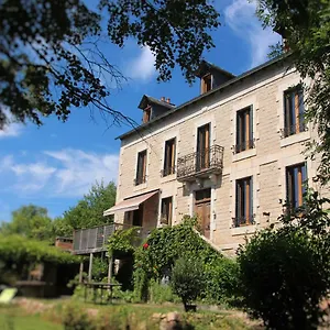 https://aux-berges-du-coubisou.midi-pyreneeshotels.com